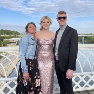 Meet your Posher, Carrie